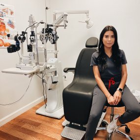 5 Signs It's Time to See an Optometrist